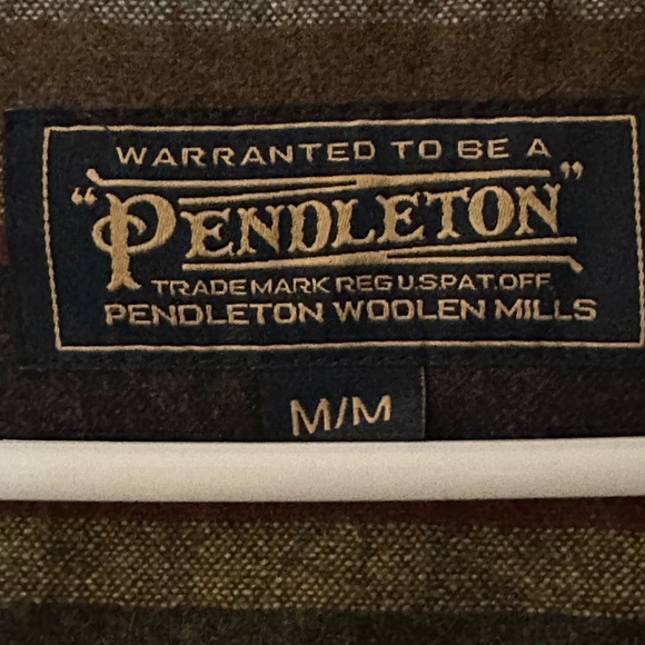 Pendleton Woolen Mills Winter Jacket - Navy / SW Pattern - Sz M EUC - Picture 2 of 3